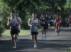 SMA ANgkasa Maros Gelar Karya Siswa dan Lomba Lari Pertama Kali